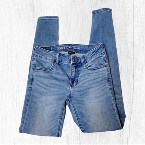 AEO super stretch jeggings light wash